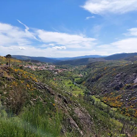 Casa Do Fundo Do Povo - Serra Da Estrela Cortes do Meio