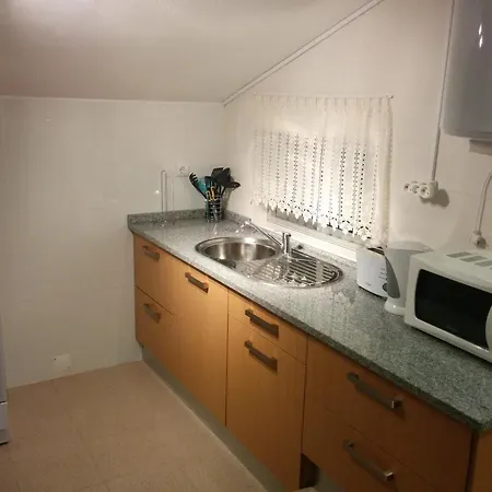 Casa Do Fundo Do Povo - Serra Da Estrela Cortes do Meio