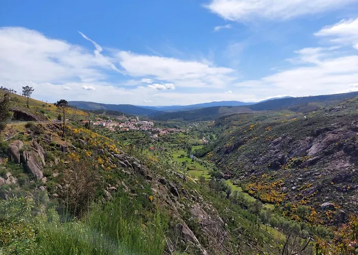 Casa Do Fundo Do Povo - Serra Da Estrela Cortes do Meio