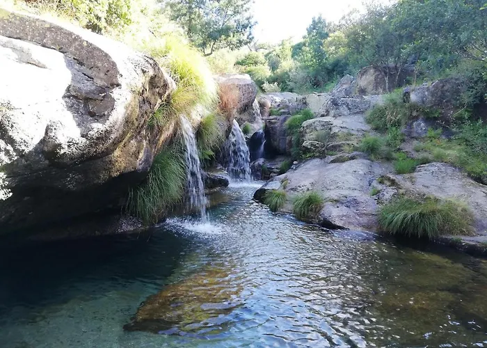 Casa Do Fundo Do Povo - Serra Da Estrela *
