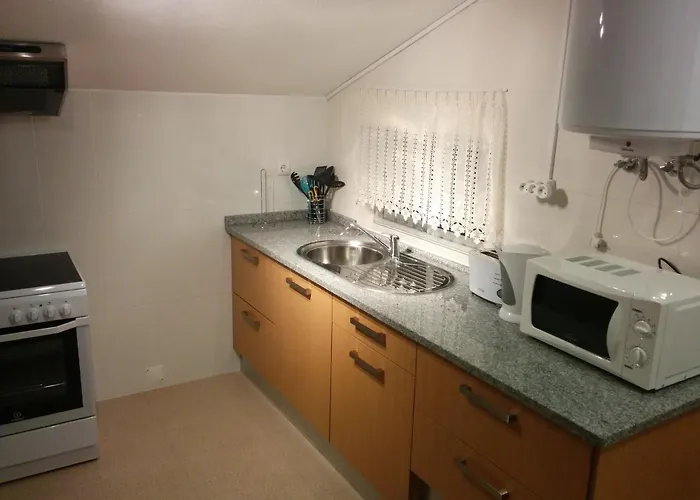 Casa Do Fundo Do Povo - Serra Da Estrela Cortes do Meio